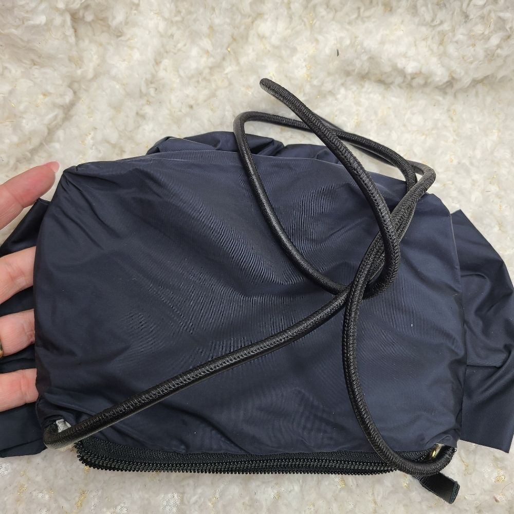 Ken Scott Nylon Ruffle Shoulder Bag‎ - Picture 7 of 8